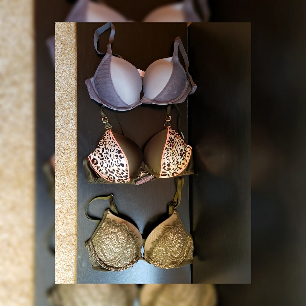 3 Victoria's Secret Push Up Bras